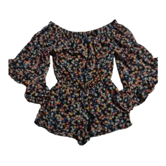 Gorgeous Off the Shoulder Lined Flowery Romper Size Med - Picture 4 of 10